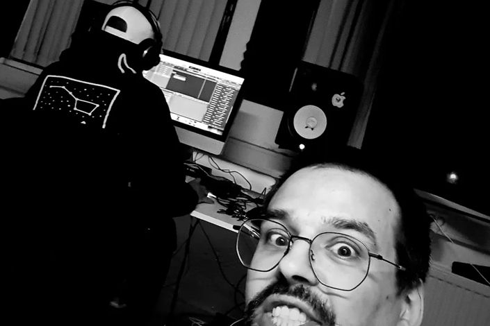 Bars van Tommy Lazarus zijn gedrochten met straight onnavolgbare pen-slashings, abnormaal genieten geblazen voor heads die rap ambacht écht snappen