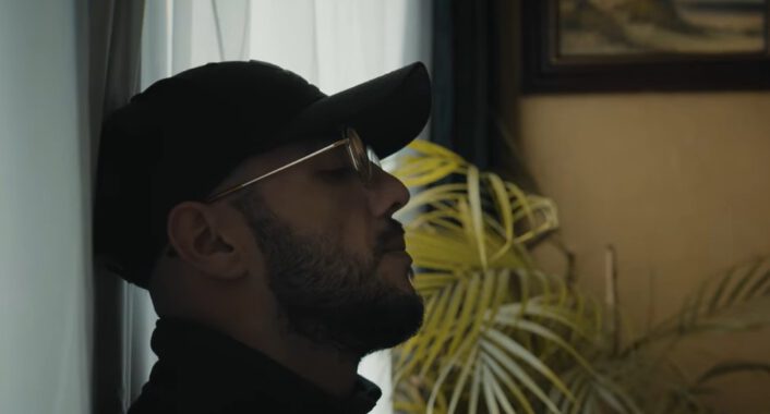 Pepe – MIDDELVINGER HOOG